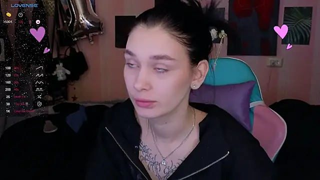 Snapshot of Amanda_Tender chatting on February 20, 2025, 9:31 pm Amanda Tender online show from February 20, 2025, 9:31 pm