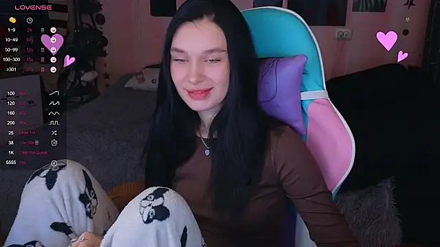 Snapshot of Amanda_Tender chatting on January 2, 2025, 9:28 pm Amanda Tender online show from January 2, 2025, 9:28 pm