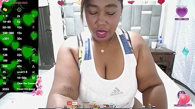 Snapshot of thickebonymilfF chatting on October 2, 2025, 5:22 am thickebonymilfF online show from October 2, 2025, 5:22 am