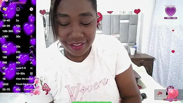 Snapshot of thickebonymilfF chatting on September 25, 2025, 3:12 am thickebonymilfF online show from September 25, 2025, 3:12 am
