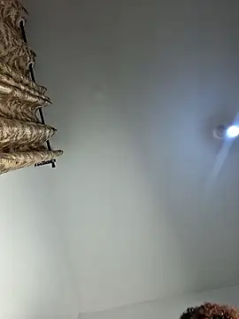 hornycreamybabe online show from January 10, 2026, 5:36 am