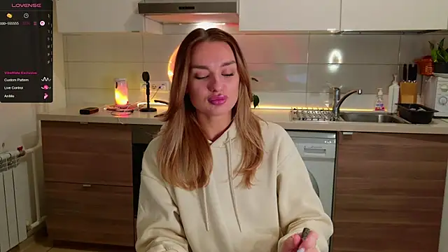 MissLovex online show from November 7, 2025, 12:26 am