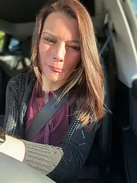 LadyLena1 online show from September 28, 2025, 12:39 am