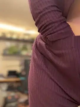 LadyLena1 online show from November 14, 2025, 4:21 pm