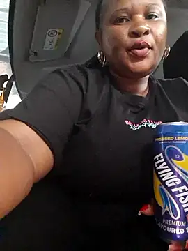 Snapshot of Bootyliciousbbw12 chatting on January 17, 2026, 5:05 pm Bootyliciousbbw12 online show from January 17, 2026, 5:05 pm