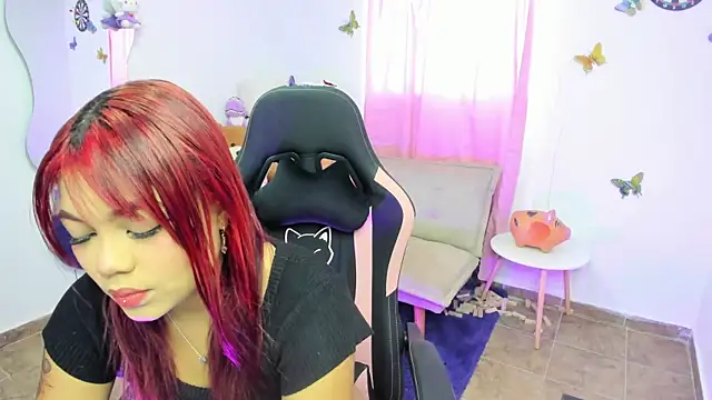 Snapshot of susan_jaramillo chatting on February 10, 2025, 3:21 pm susan jaramillo online show from February 10, 2025, 3:21 pm