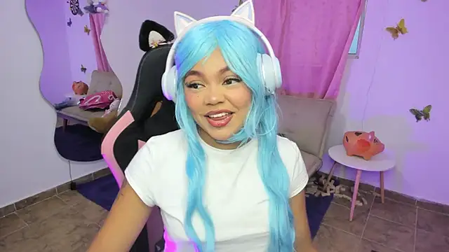 Snapshot of susan_jaramillo chatting on March 7, 2025, 11:05 pm susan jaramillo online show from March 7, 2025, 11:05 pm