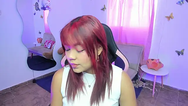 Snapshot of susan_jaramillo chatting on February 4, 2025, 3:57 pm susan jaramillo online show from February 4, 2025, 3:57 pm