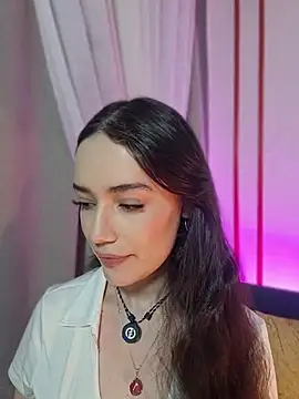 Kate Amaretto  online show from July 5, 2026, 1:32 am