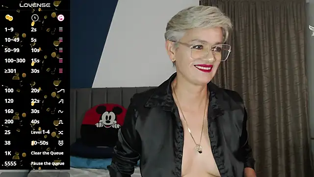 scarlett paris22 online show from January 27, 2025, 11:43 pm
