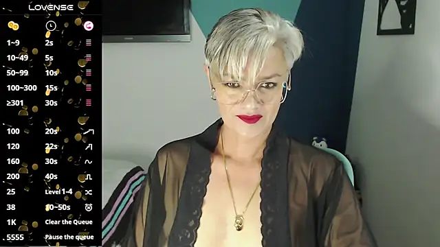 scarlett paris22 online show from March 5, 2025, 11:27 pm