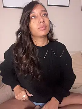 DianaHopson online show from April 5, 2026, 3:57 am