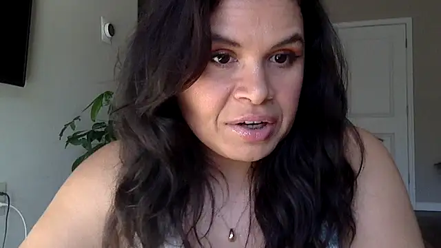 meepicgirl online show from March 9, 2026, 8:01 pm