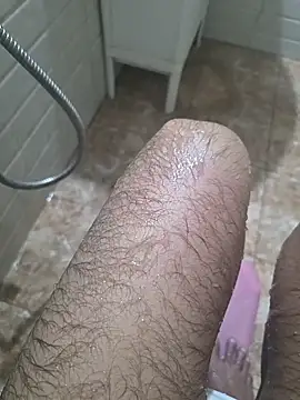 Snapshot of surfer_fun29 chatting on December 19, 2025, 3:10 am surfer fun29 online show from December 19, 2025, 3:10 am