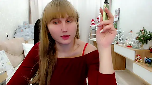 EveLove33 online show from December 19, 2025, 4:31 pm