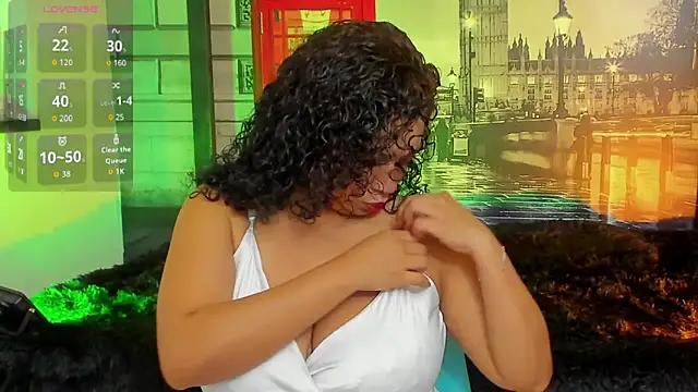 Snapshot of ana_sweet2 chatting on October 2, 2025, 10:18 am ana sweet2 online show from October 2, 2025, 10:18 am