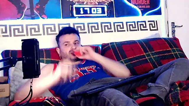 erotico69xxx online show from January 14, 2026, 5:05 pm