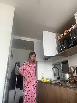 Ameellie online show from March 6, 2026, 5:08 pm