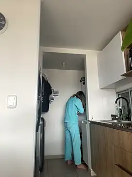 Ameellie online show from September 24, 2025, 3:29 pm