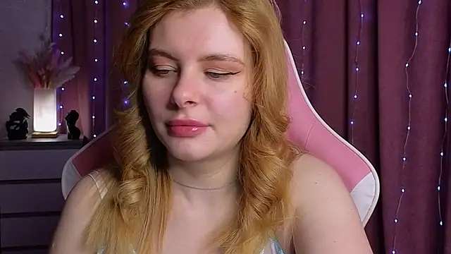 Snapshot of Day-off chatting on November 9, 2025, 3:10 am Day-off online show from November 9, 2025, 3:10 am