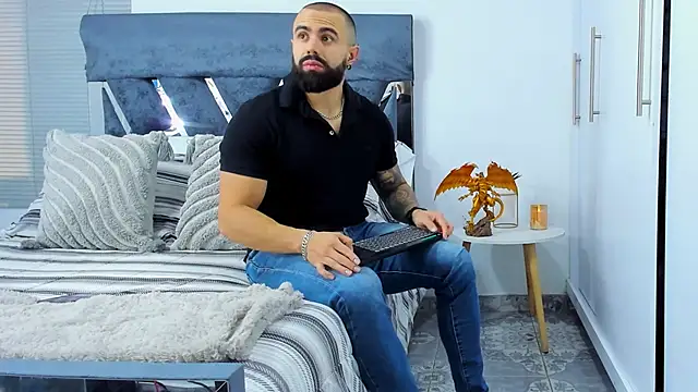 Zack Froone online show from February 23, 2026, 1:44 pm