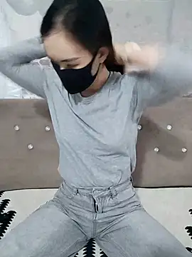 I AM NOT A SLUT online show from November 11, 2025, 2:50 am