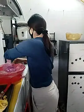 I AM NOT A SLUT online show from November 12, 2025, 2:48 am