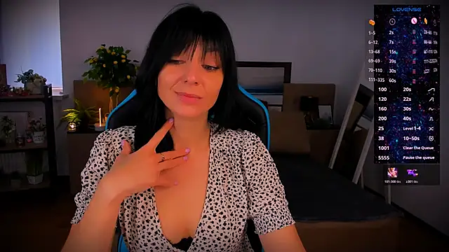  Kelly   online show from October 22, 2025, 6:02 am