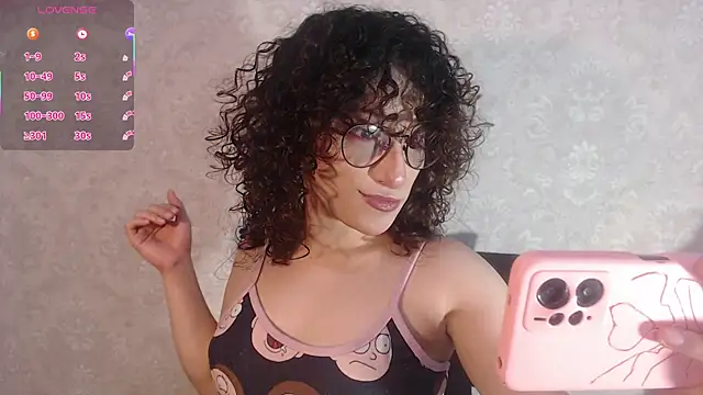 little  amy  online show from October 24, 2025, 9:03 pm