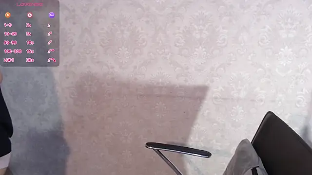 little  amy  online show from November 3, 2025, 8:56 pm