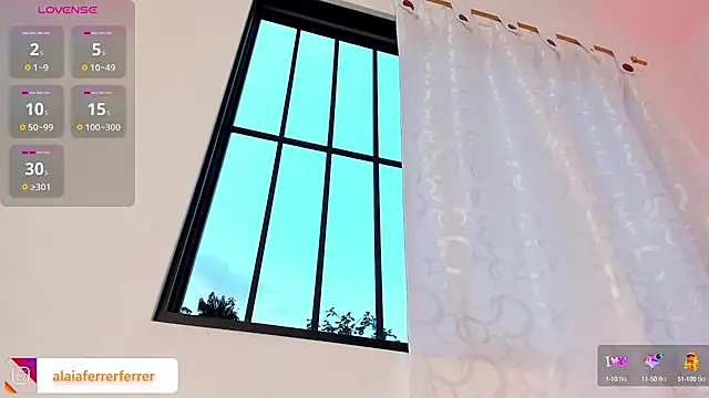 Alaia Ferrer  online show from March 19, 2025, 11:14 pm