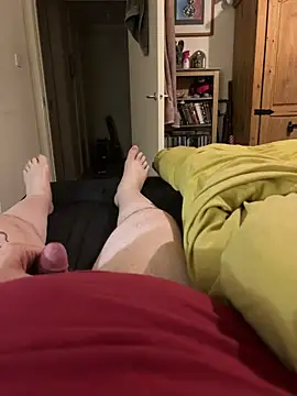  online show from September 30, 2025, 9:21 pm