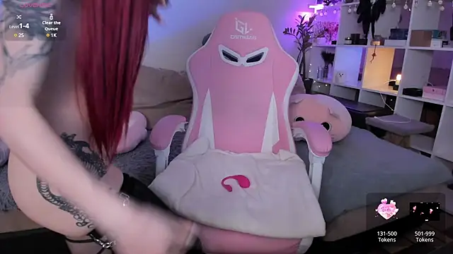 Snapshot of _ChloeSweeet_ chatting on March 14, 2025, 11:56 am ChloeSweeet online show from March 14, 2025, 11:56 am