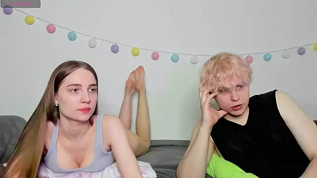 Snapshot of Emily_and_Ilumi chatting on March 10, 2025, 2:37 pm Emily and Ilumi online show from March 10, 2025, 2:37 pm