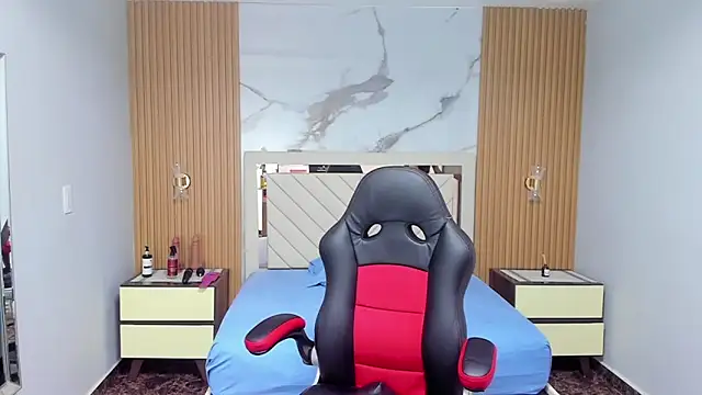 MILEY JOAS2 online show from September 22, 2025, 8:26 pm