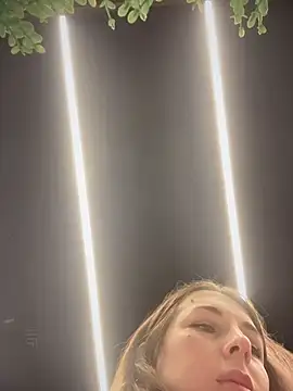 MommmyYummy online show from February 13, 2026, 2:39 pm