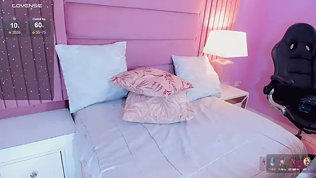 Snapshot of andrea_alvarz chatting on March 2, 2025, 7:54 am andrea alvarz online show from March 2, 2025, 7:54 am