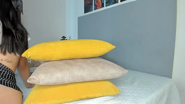  Molly rosse  online show from November 25, 2025, 1:00 pm