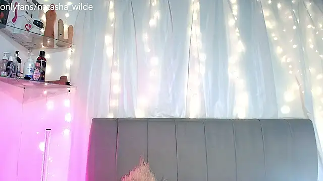 Snapshot of Natasha_Wilde_ chatting on March 5, 2025, 12:49 am Natasha Wilde online show from March 5, 2025, 12:49 am