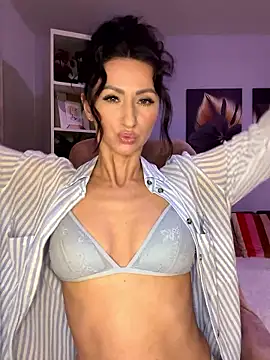 KatyEvanss online show from September 10, 2025, 5:12 pm