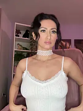 KatyEvanss online show from February 15, 2025, 7:28 pm