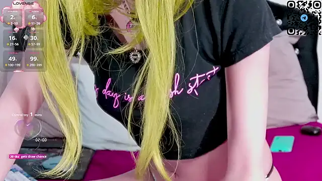 nonawhitemm online show from November 20, 2025, 5:08 am