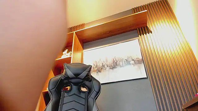 Snapshot of Alahia_Rodriguez chatting on February 9, 2026, 8:18 pm Alahia Rodriguez online show from February 9, 2026, 8:18 pm