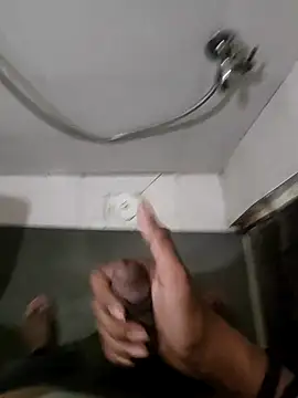 samlord261 online show from November 22, 2025, 7:35 pm