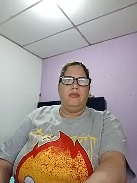 EllisW8 online show from June 11, 2026, 8:55 am