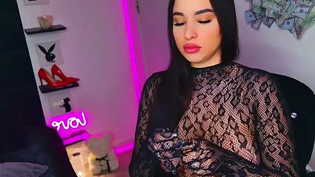 MissAmeliaa online show from May 14, 2026, 11:40 am