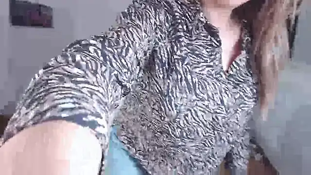 Snapshot of evamaria2024 chatting on December 4, 2025, 9:41 am evamaria2024 online show from December 4, 2025, 9:41 am