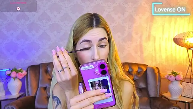 Sexy Lava online show from November 5, 2025, 7:00 am