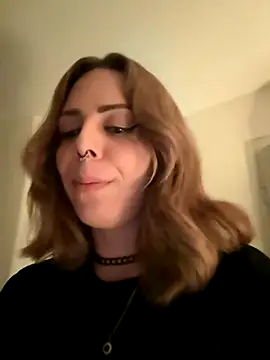 Mia Railey online show from November 7, 2025, 8:46 pm