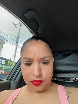 Snapshot of alana-then chatting on November 19, 2025, 9:15 pm alana-then online show from November 19, 2025, 9:15 pm